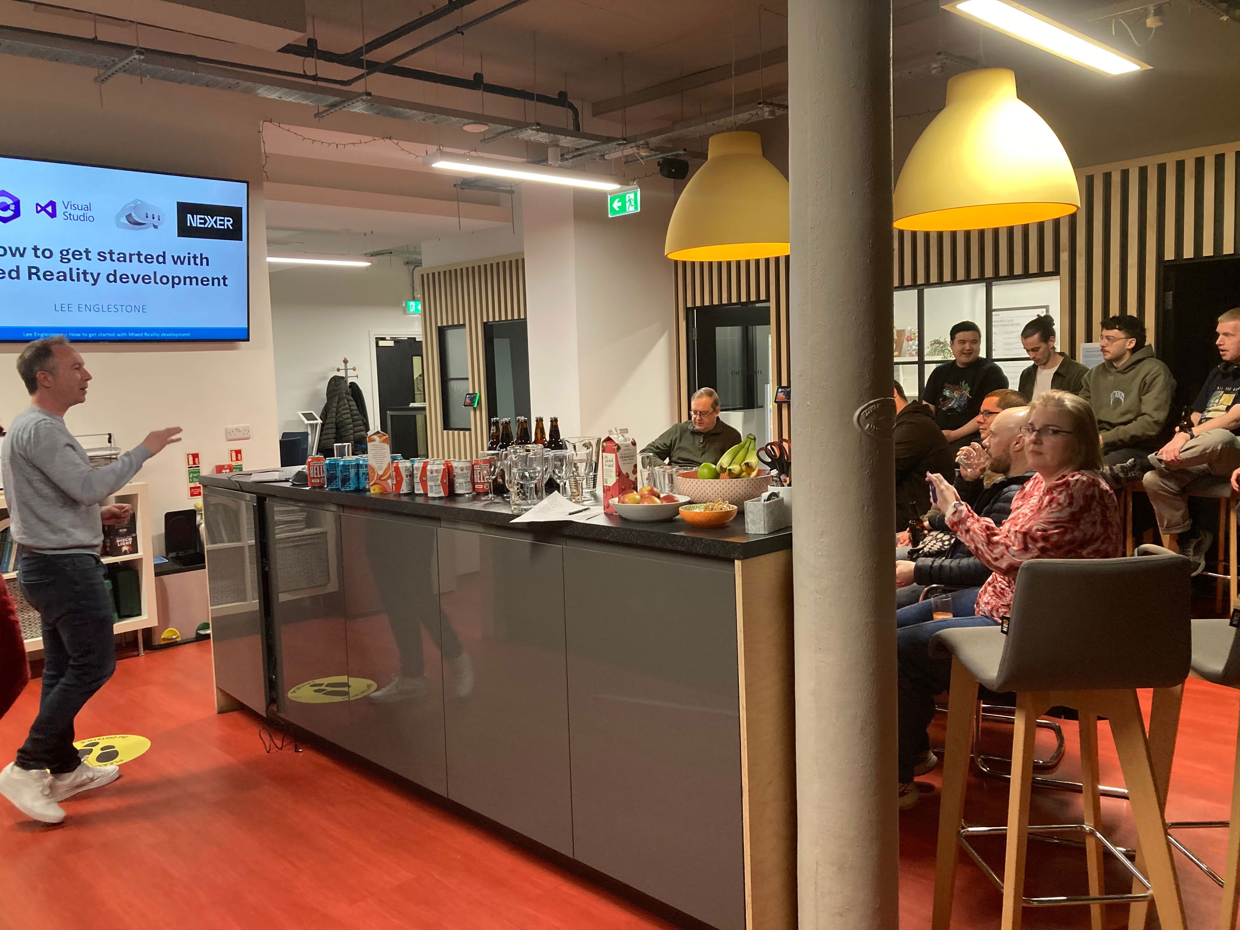 Lee Englestone introducing his talk to the audience.