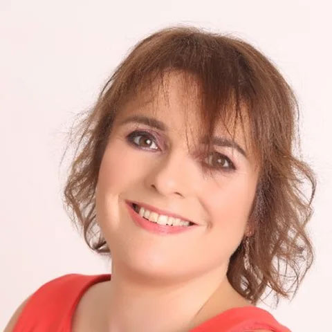 Rachel Breeze
